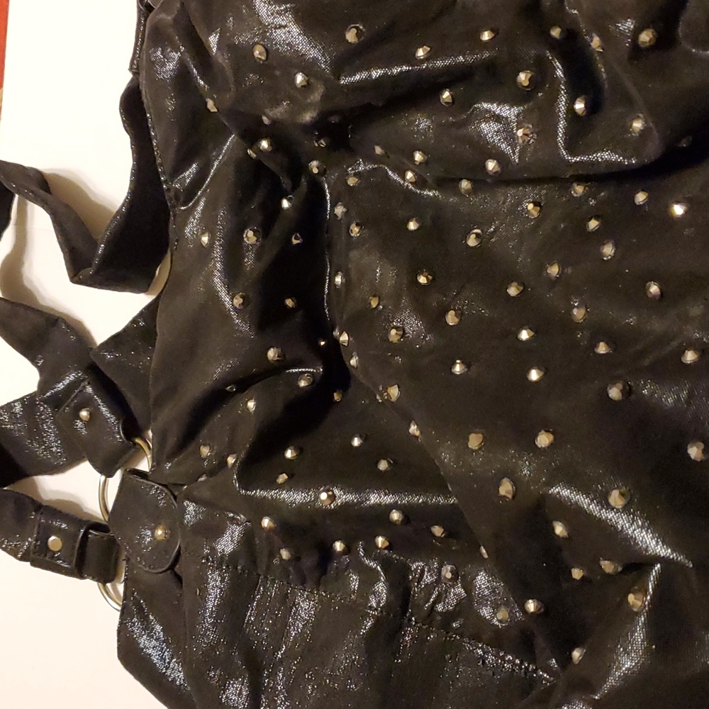 Joan Boyce designed hobo purse, Black shiny fabric,lined,lots of pockets inside - Picture 2 of 8